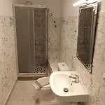 Апартаменты Theoldhouse Seaview *